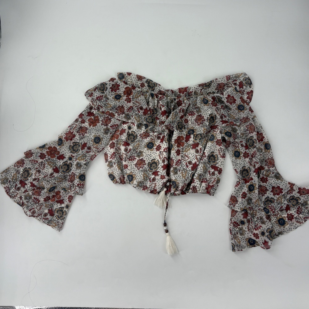 Floral Off-Shoulder Crop Blouse - Picture 5 of 10